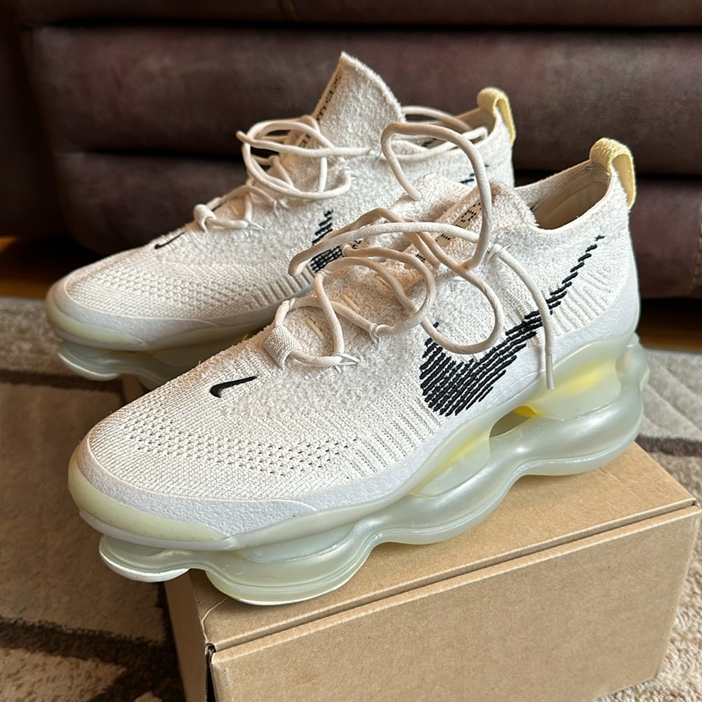 NIKE AIR MAX SCORPION - Picture 3 of 9